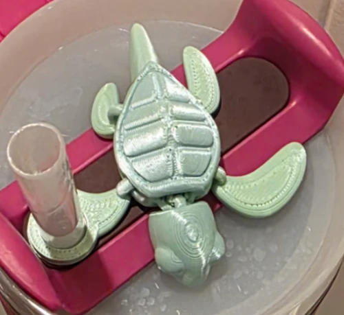 Articulated Sea Turtle Straw Topper – The Perfect Moving Companion for Your Drink